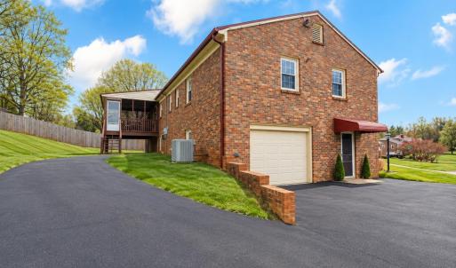 Photo #26 of 205 Robin Drive, Lynchburg, VA 0.5 acres