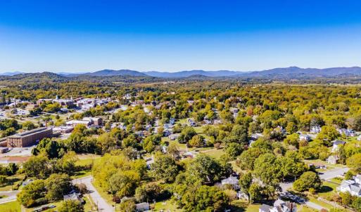 Photo #32 of 634 Baltimore Avenue, Bedford, VA 0.8 acres
