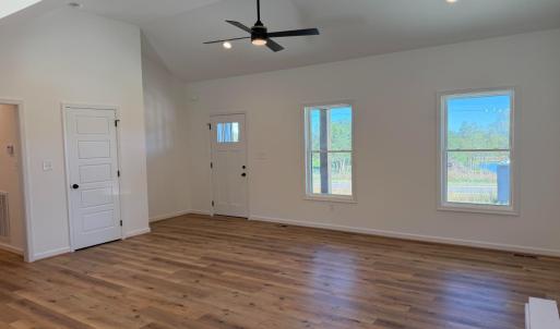 Photo #4 of 3683 Spring Mill Road, Concord, VA 2.1 acres