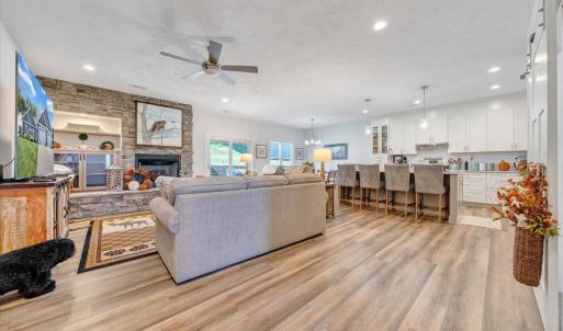 Photo #2 of 1326 Johnsbury Court, Roanoke, VA 0.3 acres