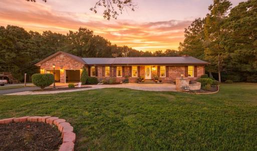 Photo #1 of 303 Penuel Ln, Altavista, VA 2.7 acres