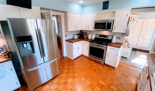 Photo #8 of 1507 Langhorne Road, Lynchburg, VA 0.8 acres