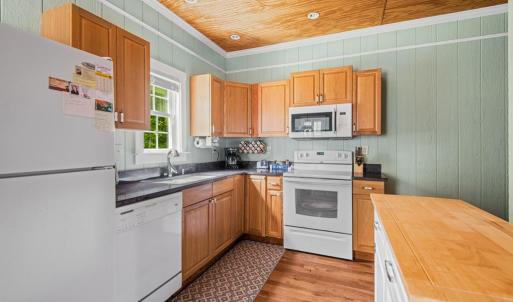 Photo #19 of 858 CHAPEL RD, New Canton, VA 58.3 acres
