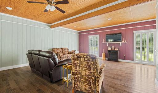 Photo #31 of 858 CHAPEL RD, New Canton, VA 58.3 acres