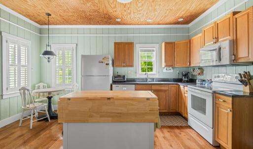 Photo #25 of 858 CHAPEL RD, New Canton, VA 58.3 acres