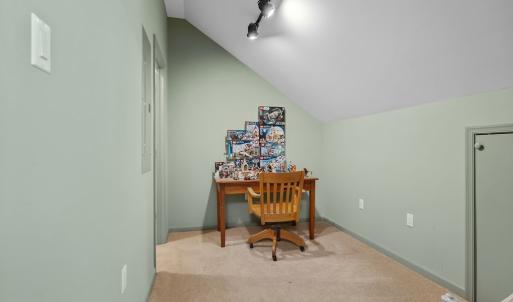 Bedroom 4-study area