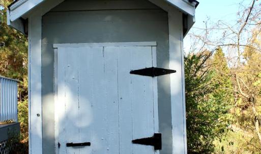 Garden shed