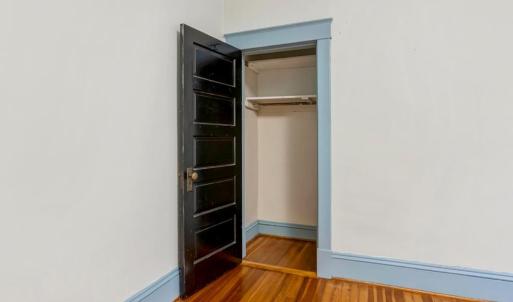 Photo #13 of 206 FIRST AVE, Farmville, VA 0.9 acres