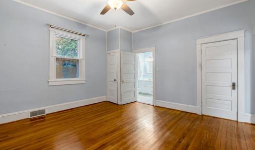 Photo #18 of 206 FIRST AVE, Farmville, VA 0.9 acres