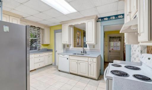 Photo #19 of 206 FIRST AVE, Farmville, VA 0.9 acres