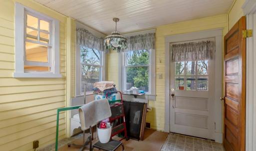 Photo #24 of 206 FIRST AVE, Farmville, VA 0.9 acres