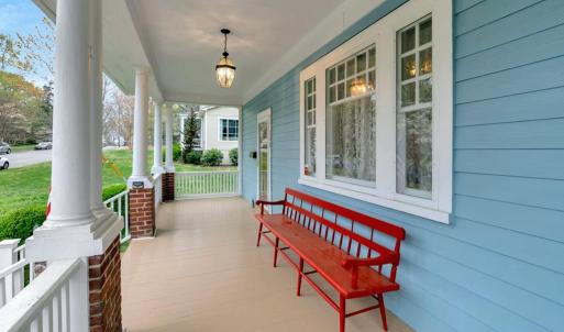 Photo #3 of 206 FIRST AVE, Farmville, VA 0.9 acres