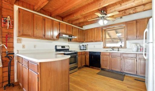 Photo #5 of 2192 Hixburg Rd, Pamplin, VA 47.7 acres