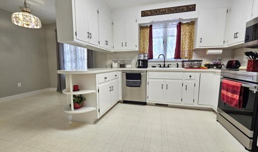 Photo #12 of 508 Kevin Dr, Farmville, VA 0.9 acres