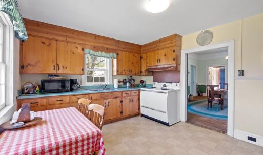 Photo #16 of 300 Poorhouse Road, Rice, VA 47.7 acres