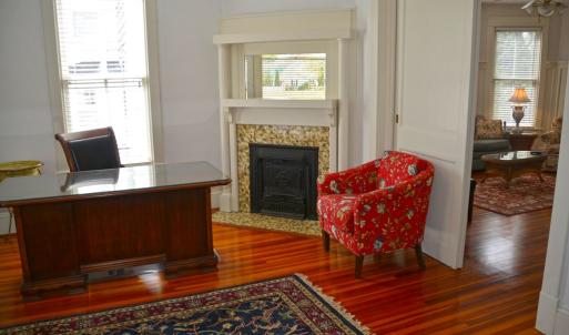 Photo #3 of 900 High Street, Farmville, VA 0.3 acres