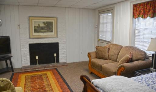 Photo #10 of 1104 High Street, Farmville, VA 0.8 acres