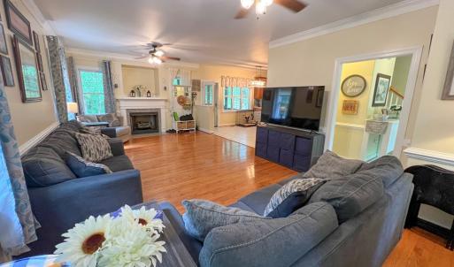 Photo #5 of 215 Beachcliff Road, Blackstone, VA 1.3 acres