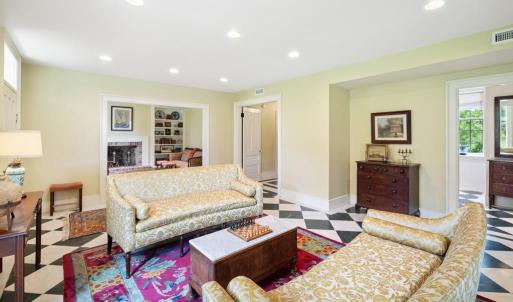 Middle Room