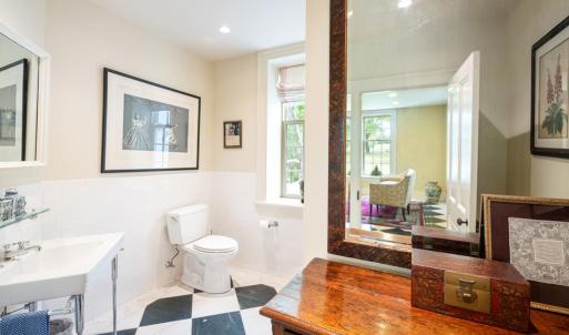 Bathroom, Level 1