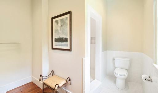 Bathroom, Level 2