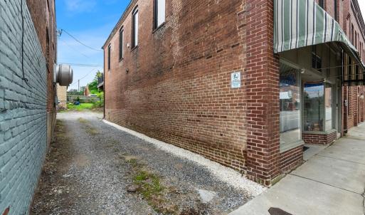 Photo #38 of 215 West Third Street, Farmville, VA 0.1 acres