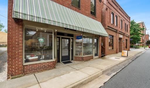 Photo #4 of 215 West Third Street, Farmville, VA 0.1 acres