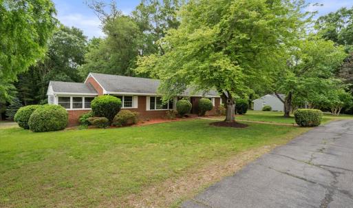 Photo #4 of 8911 Deekens Street, Amelia Court House, VA 1.0 acres
