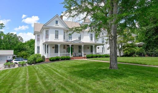 Photo #2 of 908 High Street, Farmville, VA 2.4 acres