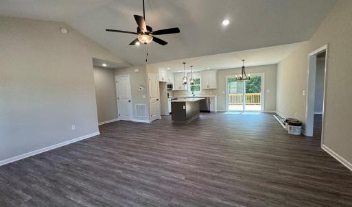 Photo #3 of 2350 Spring Grove Rd, Appomattox, VA 1.0 acres