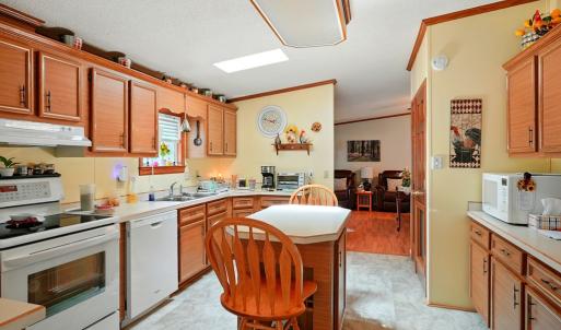 Photo #10 of 967 Ampthill Road, Cartersville, VA 10.0 acres