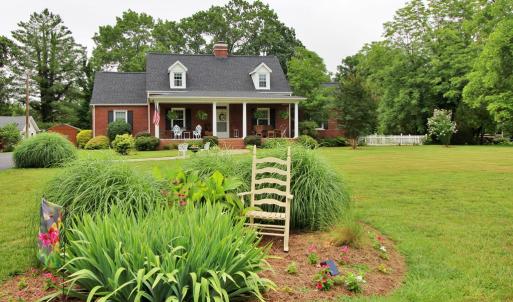 Photo #2 of 1538 Redfields Rd, Appomattox, VA 1.2 acres