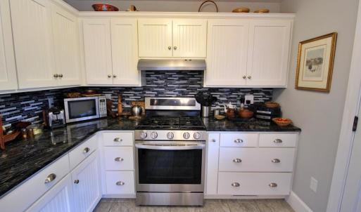 Photo #20 of 1538 Redfields Rd, Appomattox, VA 1.2 acres
