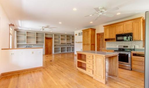 Photo #16 of 522 Saylers Hill Drive, Rice, VA 49.3 acres