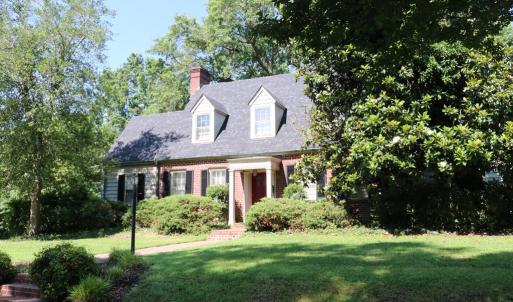 Photo #3 of 809 First Ave, Farmville, VA 0.4 acres