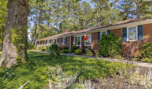 Photo #2 of 935 South Broad Street, Kenbridge, VA 1.8 acres