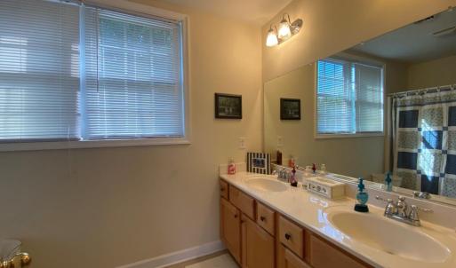 Photo #40 of 4554 PLANK RD, Kenbridge, VA 34.1 acres