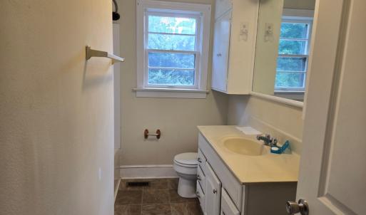 Photo #7 of 1538 Cumberland Rd., Farmville, VA 0.5 acres