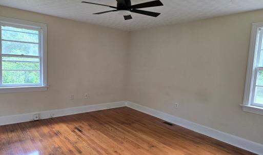 Photo #8 of 1538 Cumberland Rd., Farmville, VA 0.5 acres