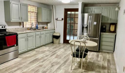 Basement kitchen 12x18