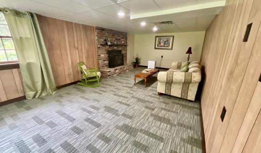 Basement family room 13x27