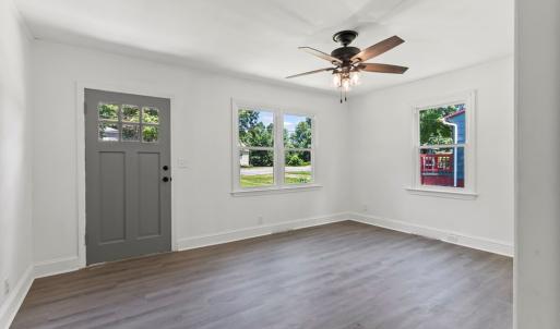 Photo #12 of 607 Longwood Avenue, Farmville, VA 0.4 acres