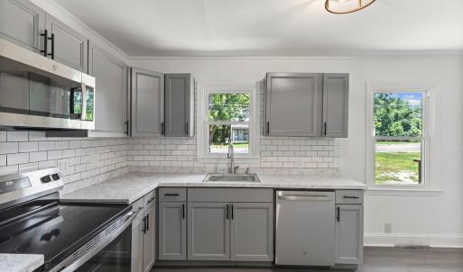 Photo #5 of 607 Longwood Avenue, Farmville, VA 0.4 acres