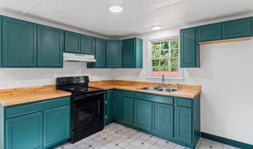 Photo #7 of 6330 Darlington Heights, Farmville, VA 0.7 acres