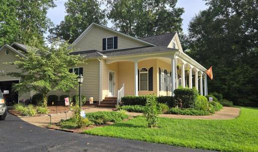 Photo #4 of 313 Briarwood Dr, Farmville, VA 1.9 acres