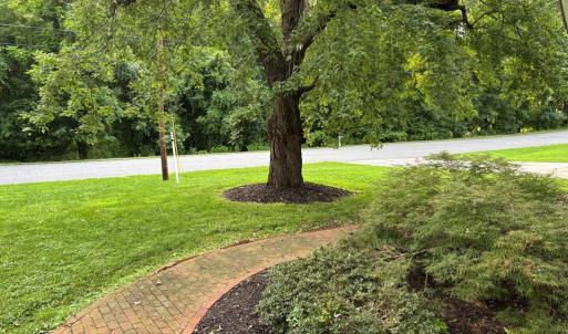 Photo #11 of 701 Fourth Ave, Ext., Farmville, VA 0.6 acres
