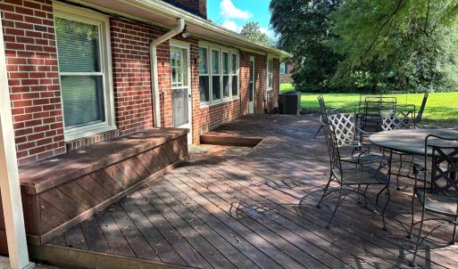 Photo #12 of 701 Fourth Ave, Ext., Farmville, VA 0.6 acres