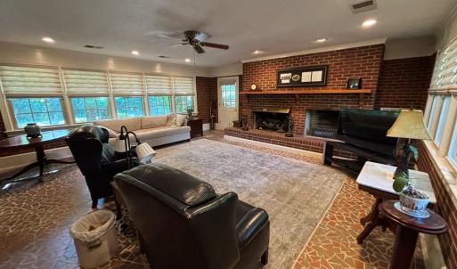 Photo #14 of 701 Fourth Ave, Ext., Farmville, VA 0.6 acres