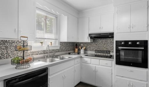 Photo #14 of 400 CALIFORNIA AVE, Crewe, VA 0.4 acres