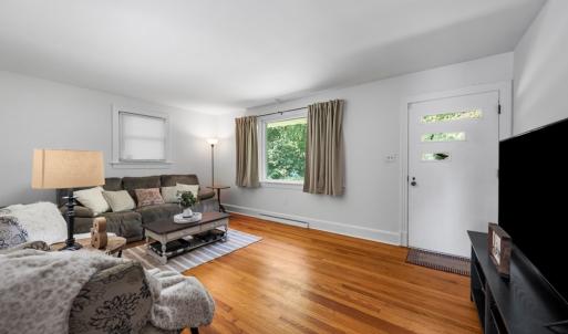 Photo #7 of 400 CALIFORNIA AVE, Crewe, VA 0.4 acres